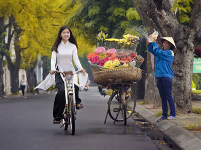 Những con đường tuyệt đẹp như bài hát "Nhớ mùa thu Hà Nội"