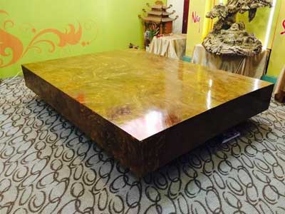 Sập gỗ ngọc nghiến ngàn tuổi của đại gia Hà Nội