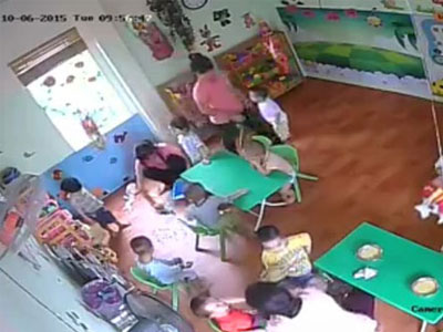 Vụ tát, lay giật đầu trẻ vì ăn chậm: Sở GD Hà Nội và gia đình yêu cầu làm rõ