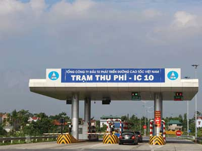 Bộ trưởng Đinh La Thăng: Không có chuyện trạm thu phí BOT "bủa vây"