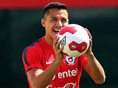 Alexis Sanchez sắp được Arsenal "thưởng": Hợp đồng mới, lương cao nhất Emirates