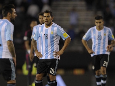 Paraguay vs Argentina: Dậy mà đi