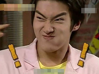 Tuyển tập những biểu cảm hài "khó đỡ" của mỹ nam Choi Si Won
