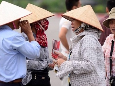 Vé Việt Nam vs Thái Lan rất hot nhưng… ế nặng do phe vé hét giá