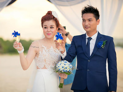 Đám cưới ngôn tình của "ông trùm hoa hậu" với cô tiếp viên hàng không