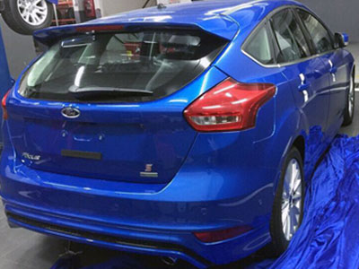 Ford Focus Titanium 2016 đầu tiên về Việt Nam