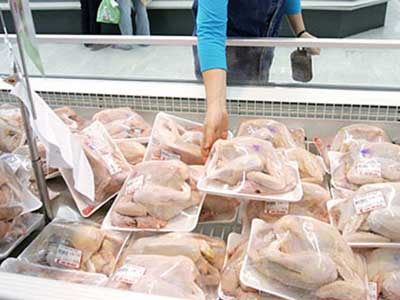 Giá gà Mỹ nhập khẩu rẻ vì Việt Nam phớt lờ dịch bệnh