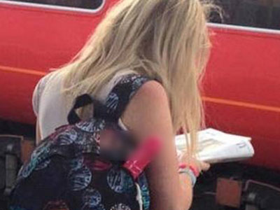 Sinh viên Mỹ mang sextoy đến trường để phản đối súng