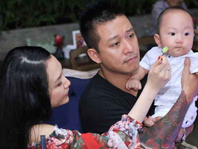 Tuấn Hưng "viết truyện ngôn tình" dành cho vợ khiến fans 'tan chảy'