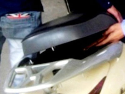 Bị trộm gần 300 triệu đồng để trong cốp xe