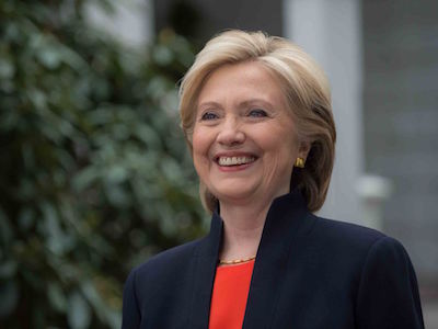 Bà Hillary Clinton giành chiến thắng trong cuộc tranh luận đầu tiên