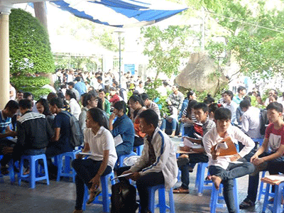 Nhiều thí sinh ĐH Đà Nẵng trúng tuyển rồi lại... rớt