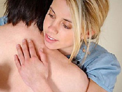 Vợ tẻ nhạt trên giường nhưng lại chat sex tục tĩu