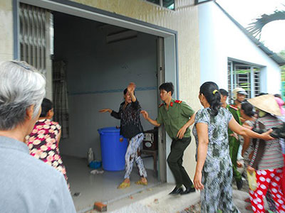 Bắt "Tư Xinh" trong vụ bể hụi hơn 14 tỷ đồng