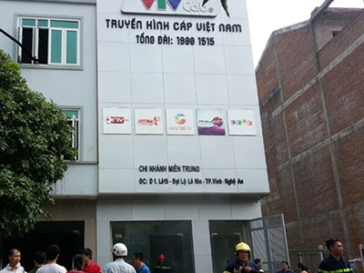 Cháy tại tòa nhà truyền hình cáp Việt Nam ở Nghệ An
