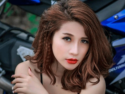 Cận cảnh gương mặt bị nghi "dao kéo" khiến Vân Navy bức xúc
