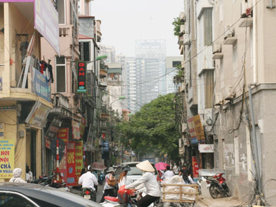 Chung cư to bằng phường: Đại gia thu tiền, chính quyền "khóc thét"