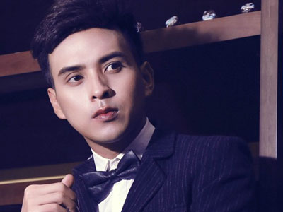 Quá khứ làm lơ xe, bán bún bò của Hồ Quang Hiếu