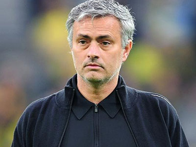 Abramovich mất bao nhiêu tiền nếu sa thải Mourinho?
