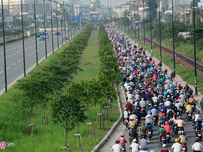 Cảnh đối lập trên tuyến đường đẹp nhất Sài Gòn