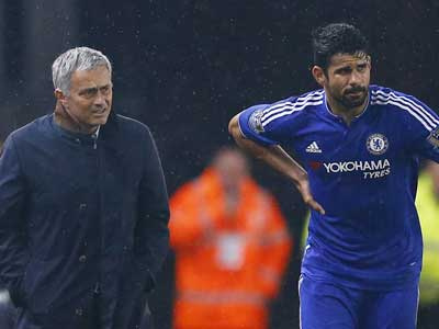 Mourinho: Giá mà được chết đi một lúc