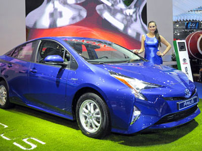 Toyota Prius 2016 - Hybrid cho khách hàng Việt