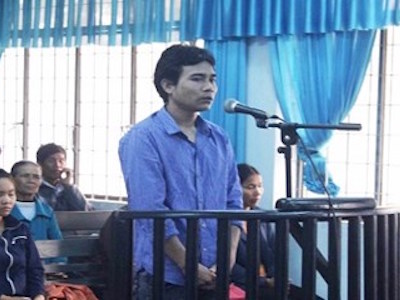 Vụ án rắc rối từ thiếu nữ 13 tuổi "rộng lòng" yêu