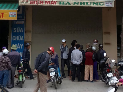 Gia đình bốn người tự tử do thua lỗ, nợ nần?