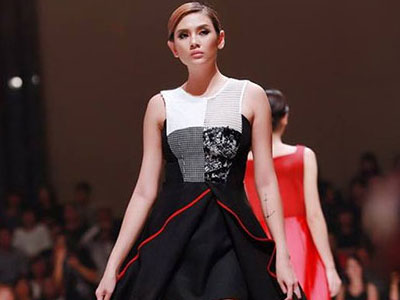 Hài hước chuyện Hoàng Yến tuyên bố giải nghệ rồi vẫn đi diễn như bình thường