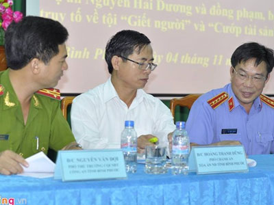 Clip: Họp báo vụ thảm sát ở Bình Phước