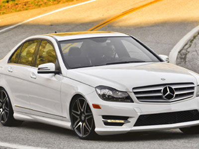 Hơn 100.000 xe Mercedes bị triệu hồi tại Mỹ