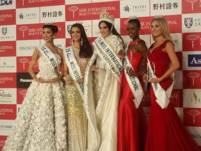 Giải mã chiến thắng của Thúy Vân tại Hoa hậu quốc tế 2015