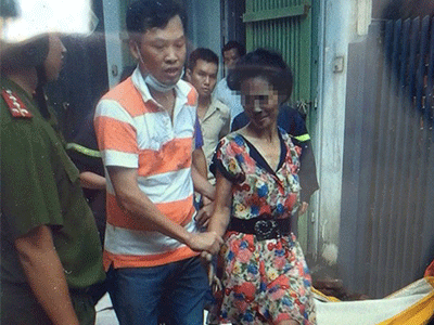 Người phụ nữ đòi "chết một mình" trong ngôi nhà bốc cháy