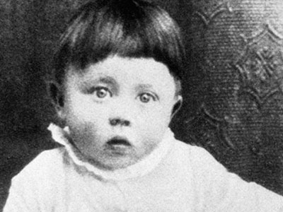 Ông Jeb Bush thề giết "bé" Hitler nếu ngược dòng thời gian