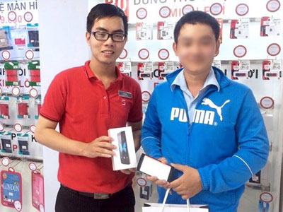 Bkav: Nhân viên đi mua Bphone để kiểm tra quy trình