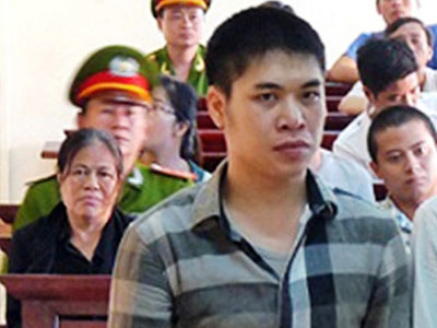 Bất ngờ nhận án tử, gã thanh niên hốt hoảng lật mặt "bạn vàng"