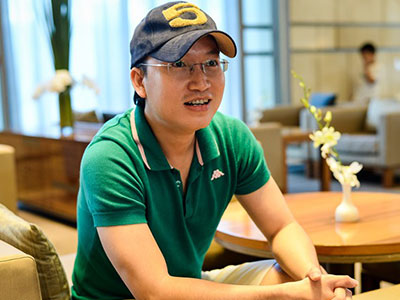 Sỹ Luân: "Bố mẹ muốn tôi đi tu hơn là có bạn gái"