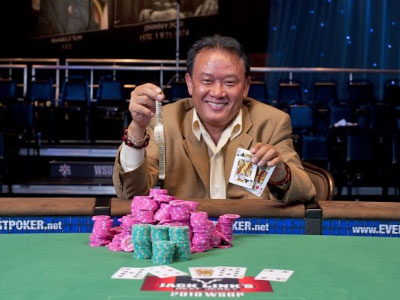 Tay chơi gốc Việt thành "thần bài" Las Vegas nhờ cú sốc phụ tình