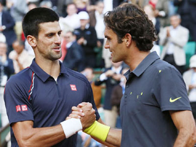 Djokovic chung bảng Federer, Murray tranh vé với Nadal, Wawrinka