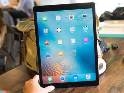 Mở hộp iPad Pro đầu tiên về Việt Nam