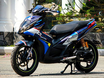 Nouvo LX 2013 sơn tem đồ họa ngẫu hứng