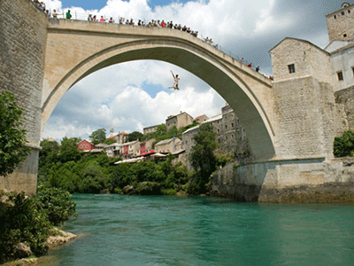 Tục lệ nhảy cầu để trưởng thành ở Bosnia và Herzegovina