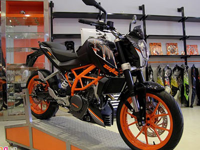 Chi tiết naked bike KTM 250 Duke vừa ra mắt tại Việt Nam