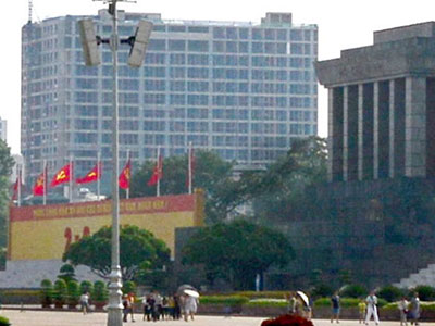 Chủ đầu tư 8B Lê Trực nộp phương án phá dỡ phần sai phạm
