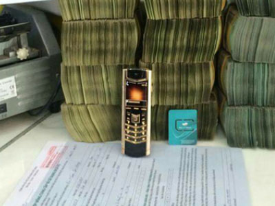 Rao bán "siêu sim" giá gần 10 tỷ đồng