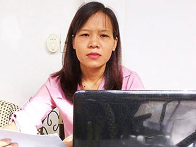 Thực hư vụ "mất việc vì từ chối thăng chức"