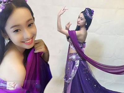 Thúy Vi bắt đầu tấn công showbiz bằng ảnh "khoe da thịt"