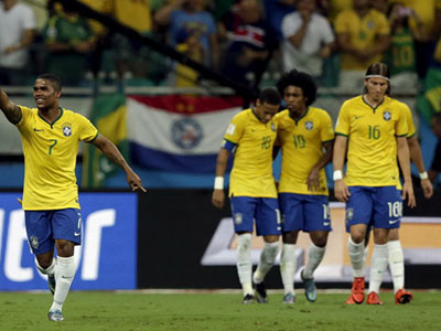 Costa giúp Brazil có thêm 3 điểm ở vòng loại World Cup 2018