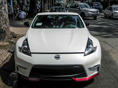 Xe thể thao hàng độc Nissan 370Z Nismo ở Sài Gòn