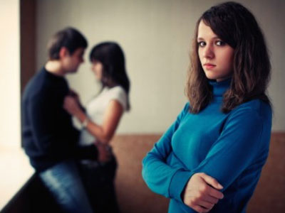 Thống kê bất ngờ về lý do quý ông ngoại tình